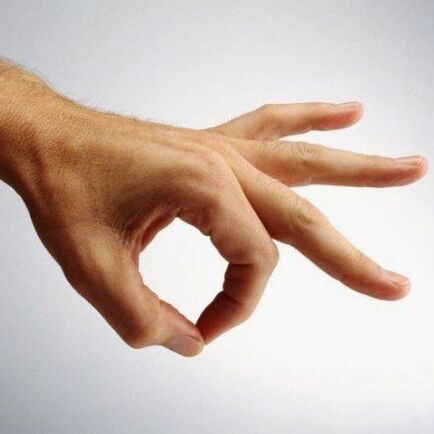 Jelqing erpurua eta hatz erakuslea erabiliz egiten da.